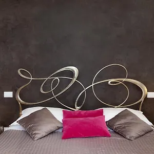 Bed & Breakfast Town House Fontana Di Trevi